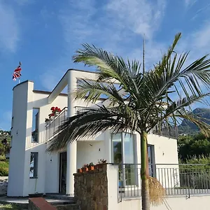  Frühstückspension Assabinirica Italien