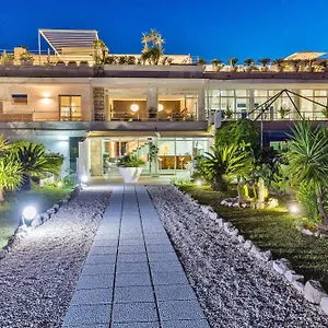 Abitare In 3*, La Caletta Italia