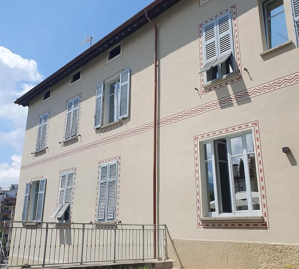 Bed & Breakfast B&B La Corte Antica - Luino Lago Maggiore